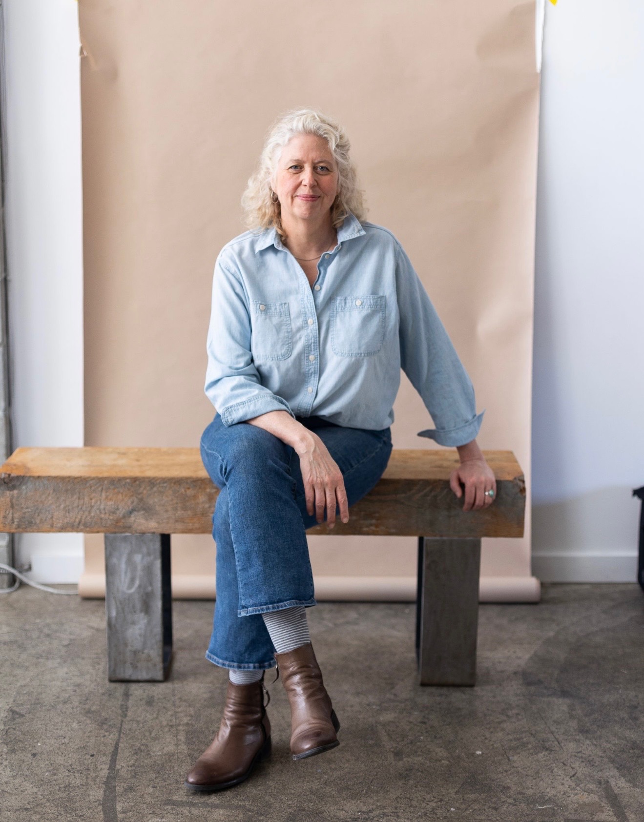 Julie Kerr, somatic energy work and energy healing practitioner
